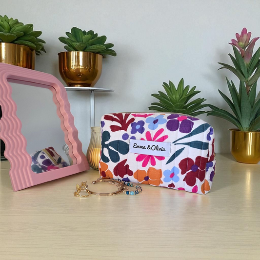 Trousse fleurie