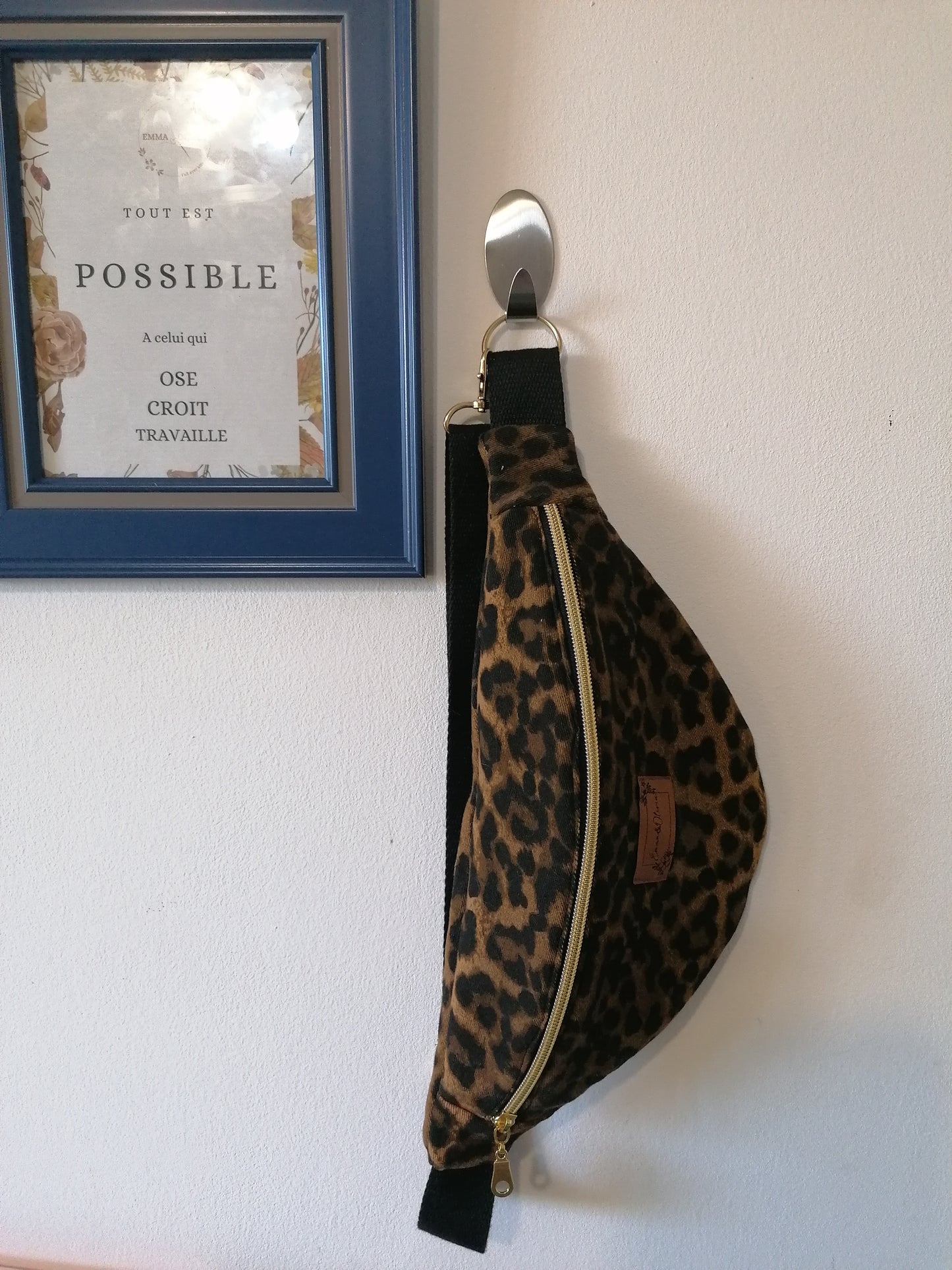 Sac banane denim motif léopard