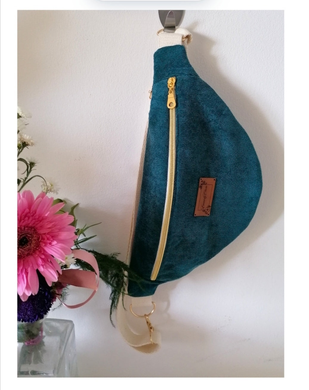 Sac banane velours côtelé vert